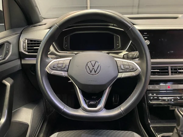 VOLKSWAGEN T-Cross (2022) — foto 4 van 16