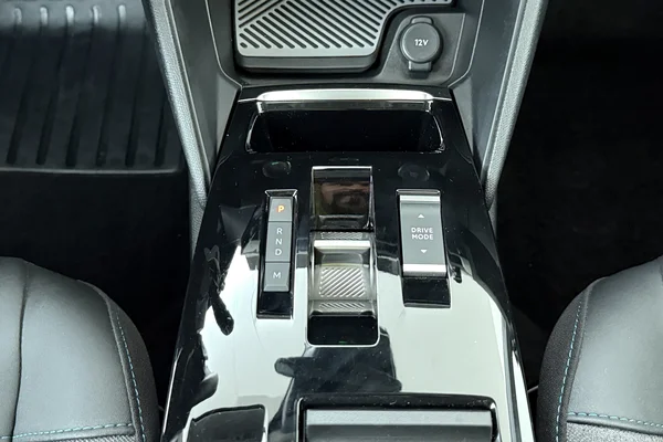 Citroen C4 (2024) — foto 4 van 21