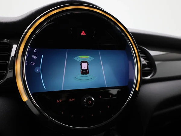 MINI One (2021) — foto 19 van 38