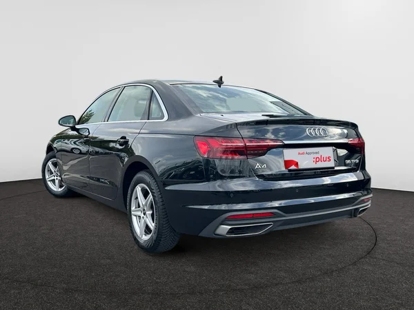 AUDI A4 (2023) — foto 18 van 24