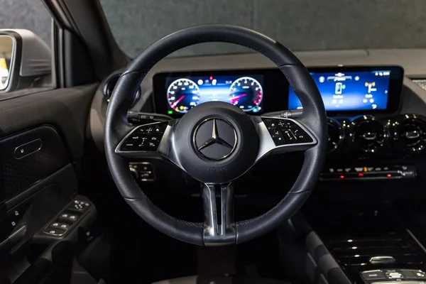 Mercedes-Benz GLA (2025) — foto 9 van 34