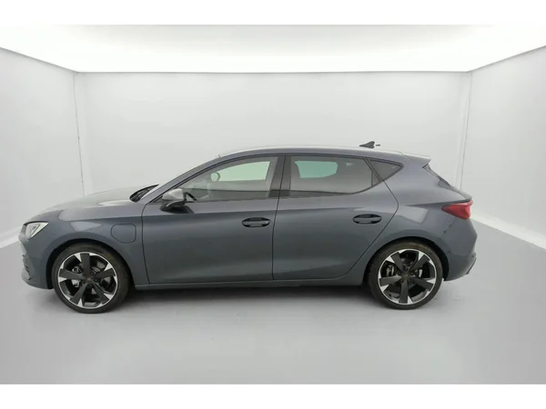 CUPRA Leon e-Hybrid (PHEV) (2024) — foto 33 van 37