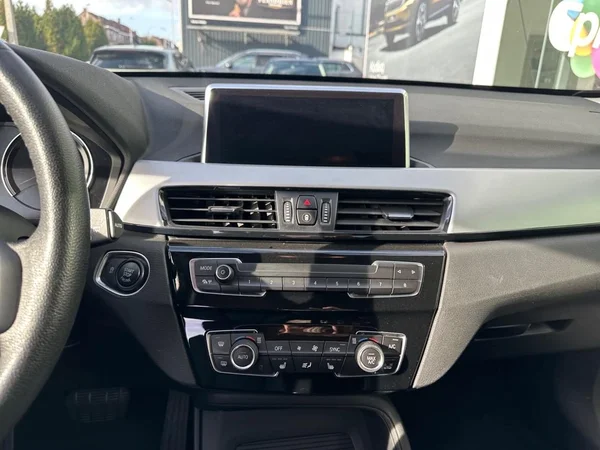 BMW X1 Dsl (F48 LCI) (2021) — foto 8 van 18