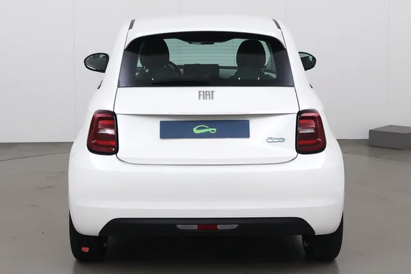Fiat E-500 (2023) — foto 10 van 15