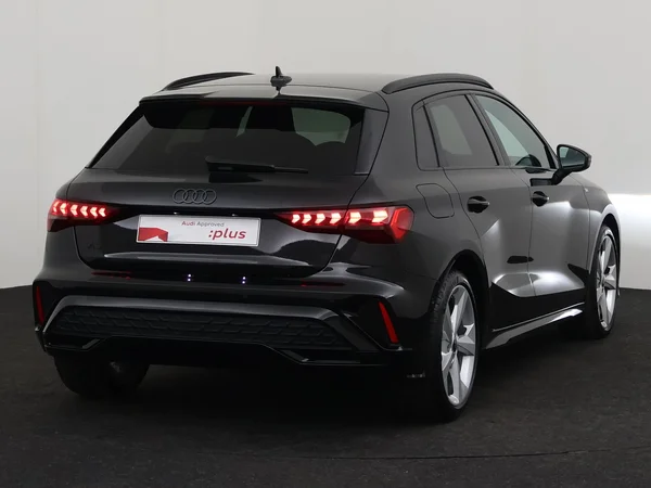 AUDI A3 Sportback (2025) — foto 11 van 18