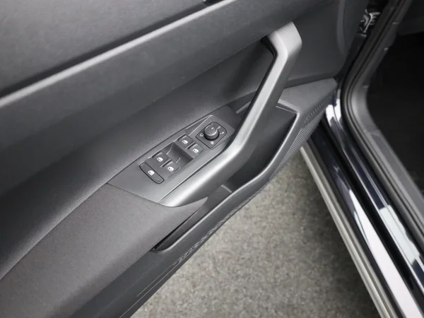VOLKSWAGEN Taigo (2022) — foto 17 van 21