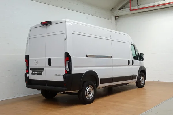 Opel Movano (2025) — foto 16 van 22