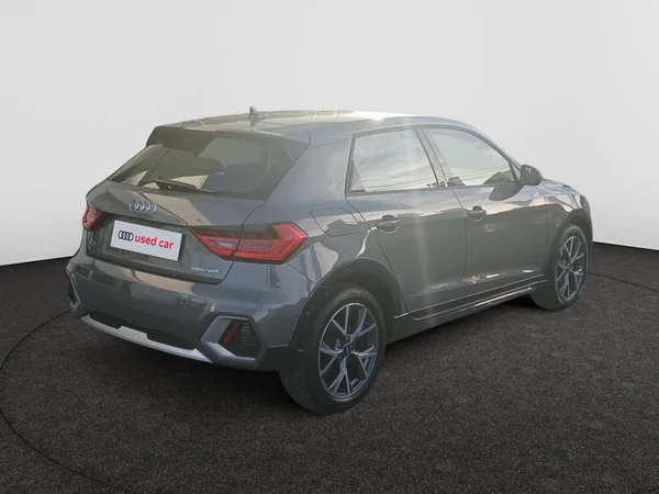 AUDI A1 Allstreet (2023) — foto 11 van 18