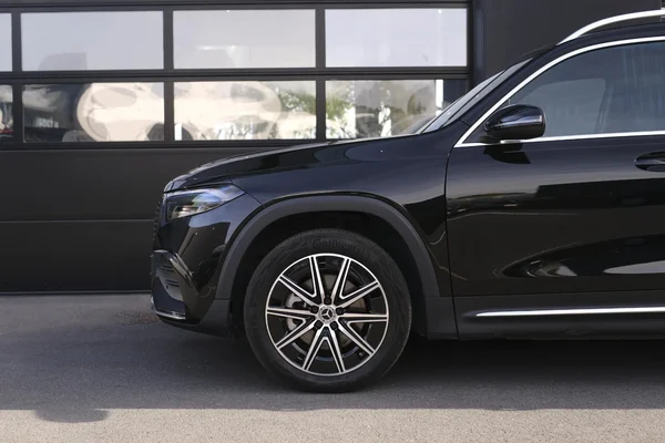 Mercedes-Benz EQB (2025) — foto 30 van 39