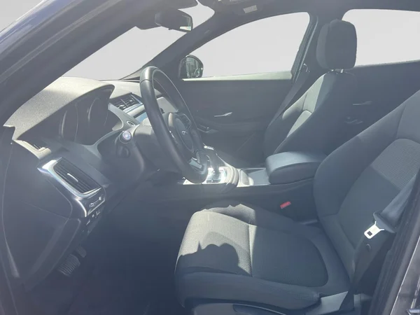 JAGUAR E-Pace Dsl (2019) — foto 3 van 18