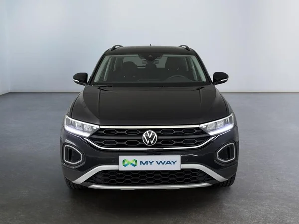 VOLKSWAGEN T-Roc (2023) — foto 18 van 24