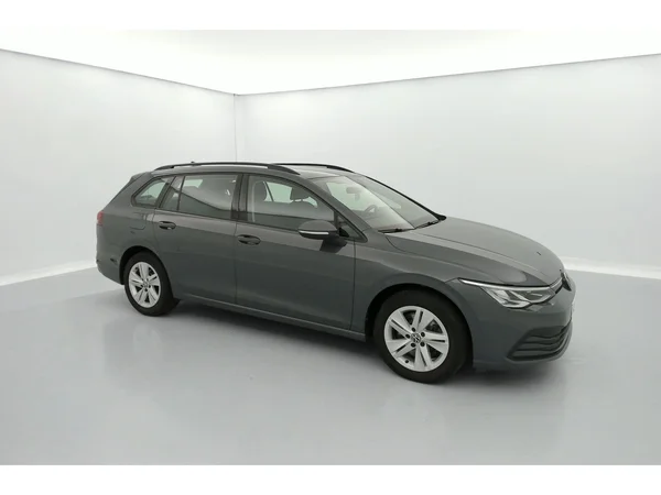 VOLKSWAGEN Golf Variant VIII (2021) — foto 23 van 36