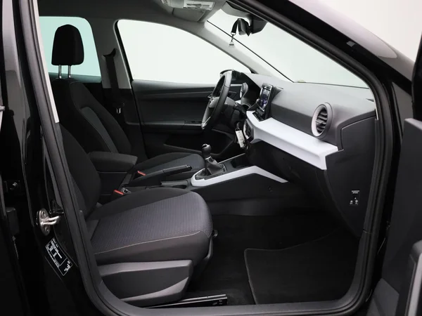 SEAT Arona (2023) — foto 27 van 39