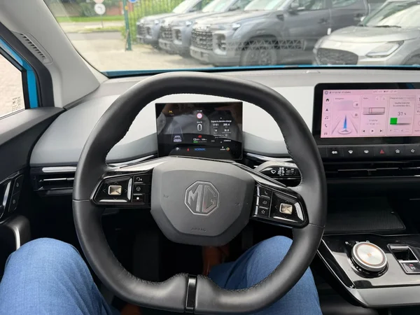 MG MG4 (2024) — foto 5 van 24
