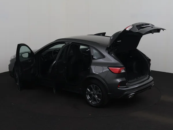 FORD Kuga (2023) — foto 28 van 29