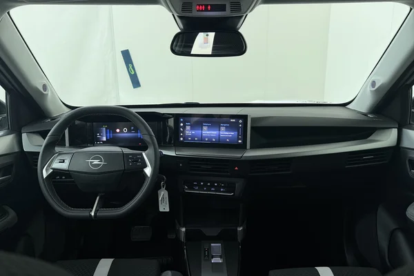 Opel Frontera (2025) — foto 20 van 20