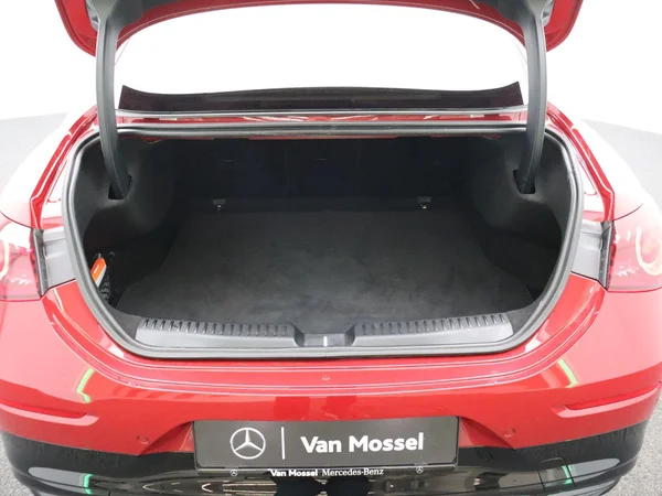 Mercedes-Benz CLA (2025) — foto 13 van 24