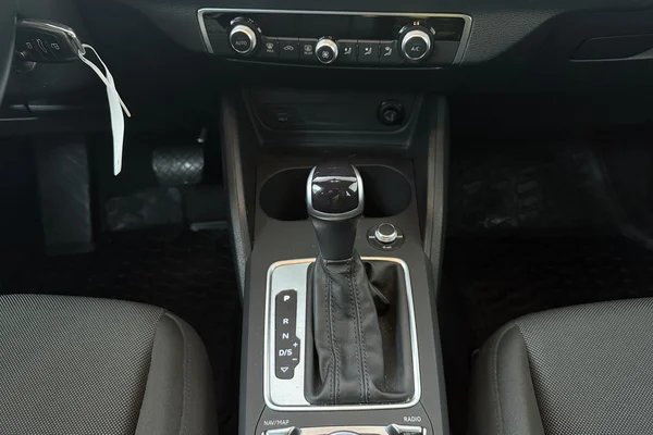 Audi Q2 (2023) — foto 4 van 18