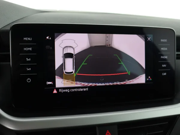 SKODA Kamiq (2022) — foto 11 van 30