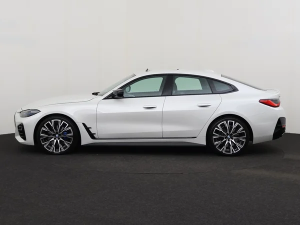 BMW 440 (2022) — foto 12 van 31