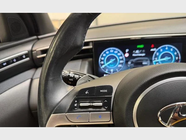 Hyundai TUCSON (2021) — foto 9 van 31
