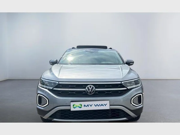 Volkswagen T-Roc (2023) — foto 22 van 25
