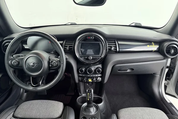 Mini E-Mini (F56) (2020) — foto 31 van 31