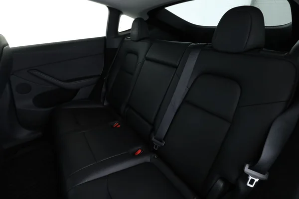 Tesla Model Y (2024) — foto 5 van 16