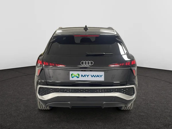 AUDI Q3 SUV e-hybrid (PHEV) (2025) — foto 11 van 15