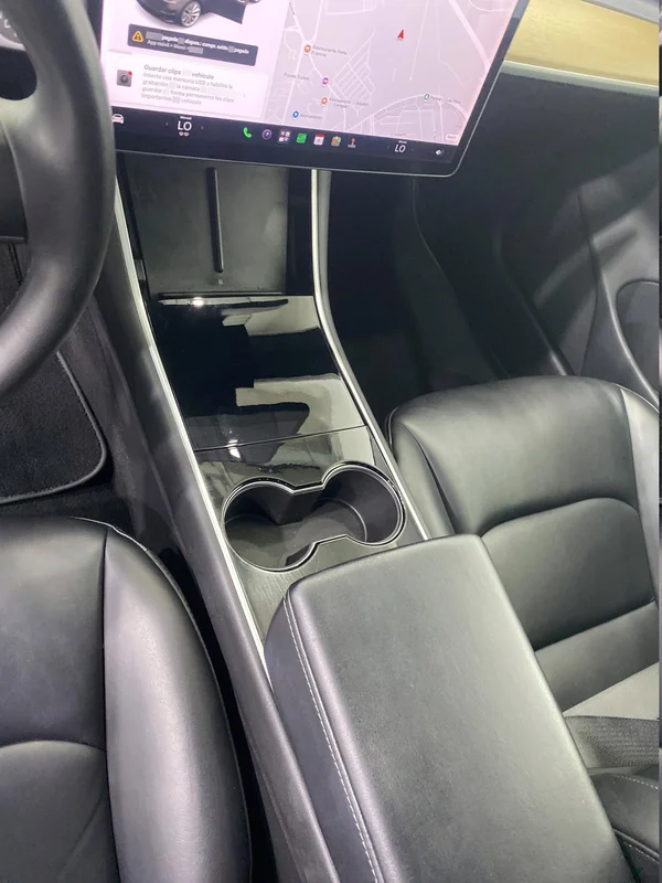 Tesla Model 3 (2020) — foto 37 van 45
