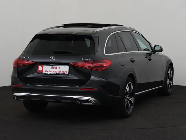 MERCEDES C 220 (2022) — foto 23 van 31