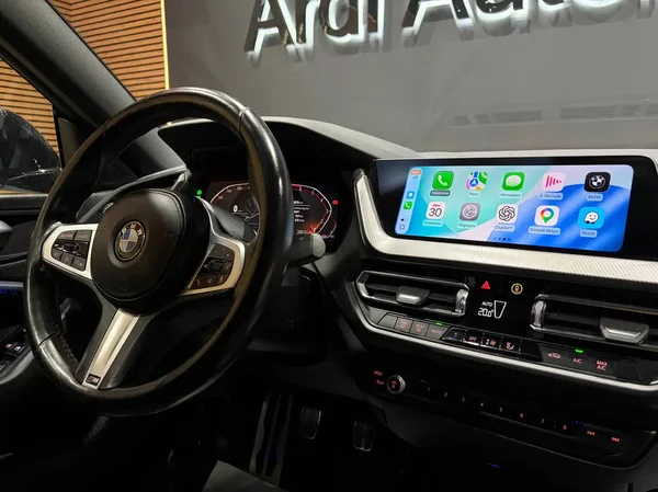 Bmw 218 (2021) — foto 6 van 24