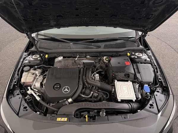 MERCEDES A 160 (2020) — foto 6 van 27
