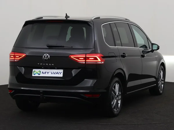 VOLKSWAGEN Touran (2025) — foto 12 van 20