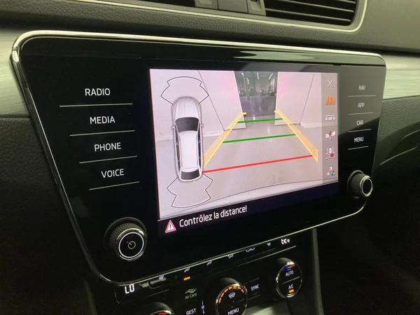 SKODA Superb SW PHEV (2020) — foto 19 van 36