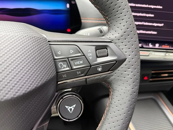 CUPRA Born (2026) — foto 4 van 17