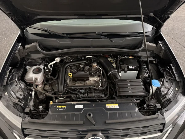 VOLKSWAGEN T-Cross (2022) — foto 6 van 26