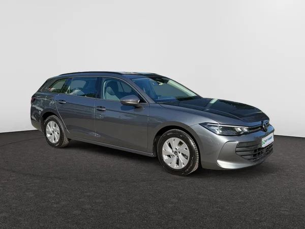 VOLKSWAGEN Passat SW (2024) — foto 17 van 22