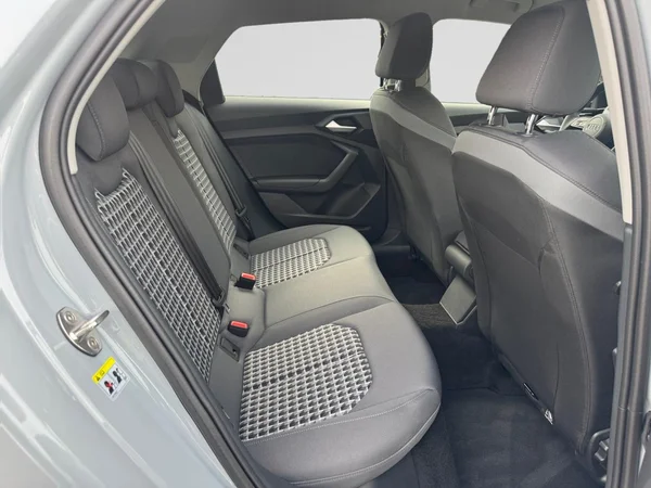 AUDI A1 Allstreet (2025) — foto 10 van 24