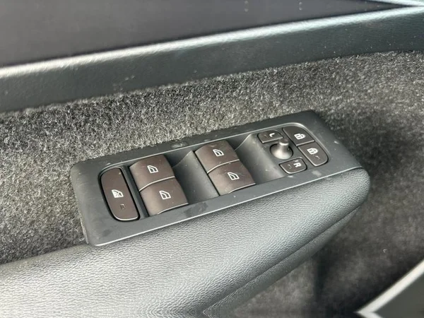VOLVO XC40 (2018) — foto 21 van 32