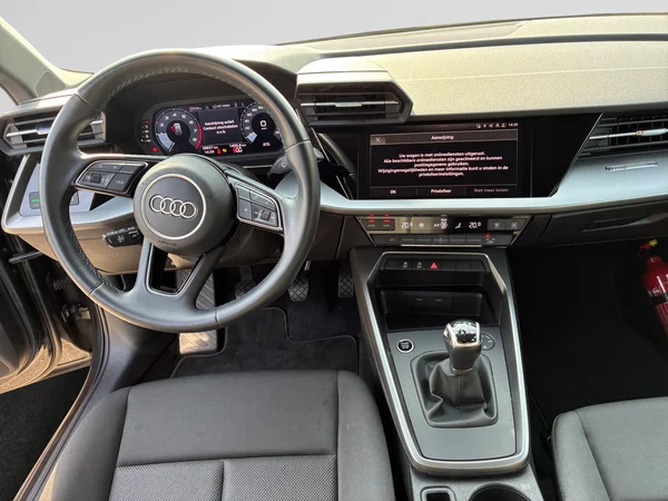 AUDI A3 Sportback (2022) — foto 13 van 24