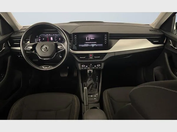 Skoda Kamiq (2021) — foto 2 van 25