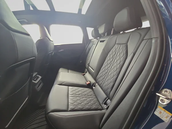 AUDI Q6 e-tron (2025) — foto 5 van 17