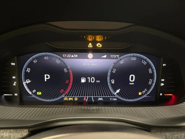 SKODA Scala (2025) — foto 14 van 14