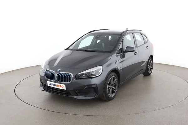 BMW 2-serie (2019) — foto 1 van 16