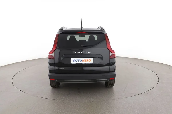 Dacia Jogger (2025) — foto 11 van 16