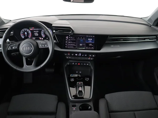 AUDI A3 Sportback (2025) — foto 13 van 18
