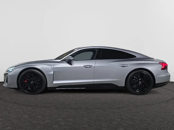 AUDI S e-tron GT (2025) — foto 12 van 23