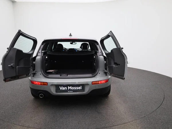 MINI Clubman (2022) — foto 3 van 41