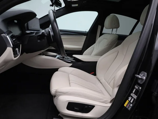 BMW 5 Reeks (2022) — foto 3 van 61